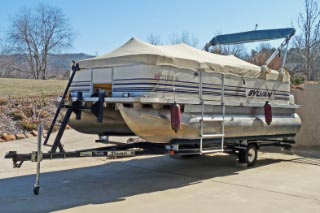18-Foot Sylvan Pontoon Boat (Boat/Motor Negotiable)