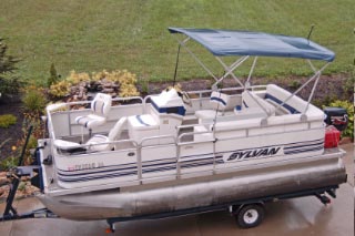 18-Foot Sylvan Pontoon Boat (Boat/Motor Negotiable)